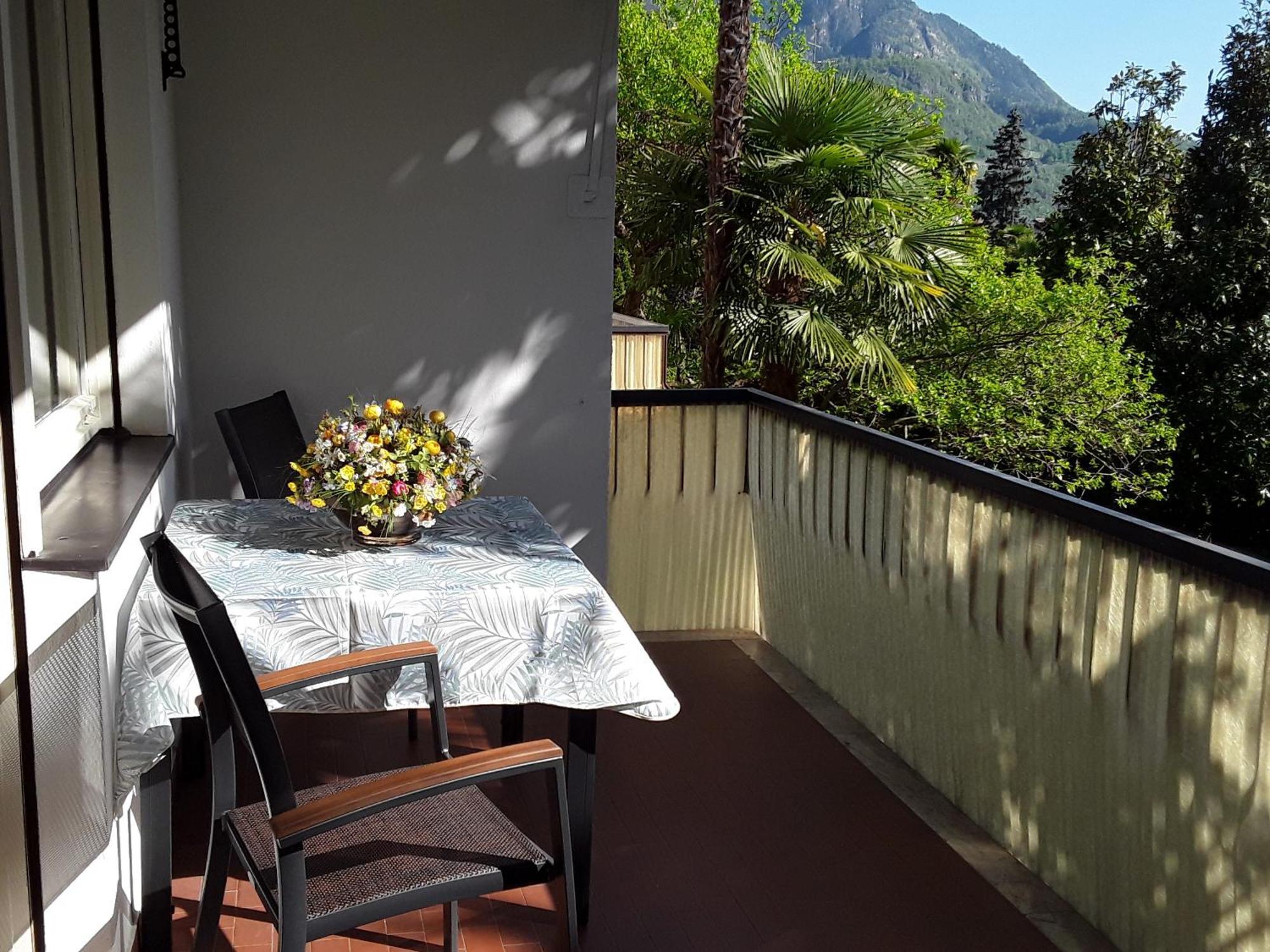 Villa Coris Ferienwohnung Magnolia Merano Exterior foto